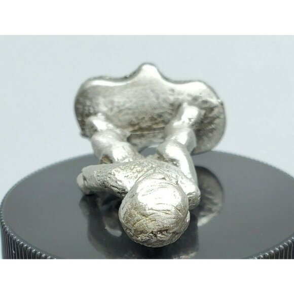 2 Vintage Pewter Mini Figurines Boys Playing Mini Shelf Sitter Home Décor - Picture 9 of 11